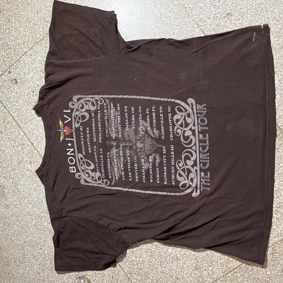 Bon Jovi PreOwned XL band tshirt