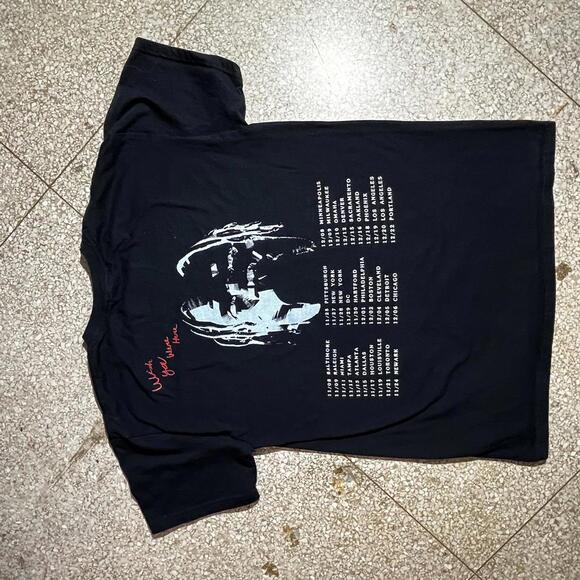 astroworld Preowned Medium Band T-shirt