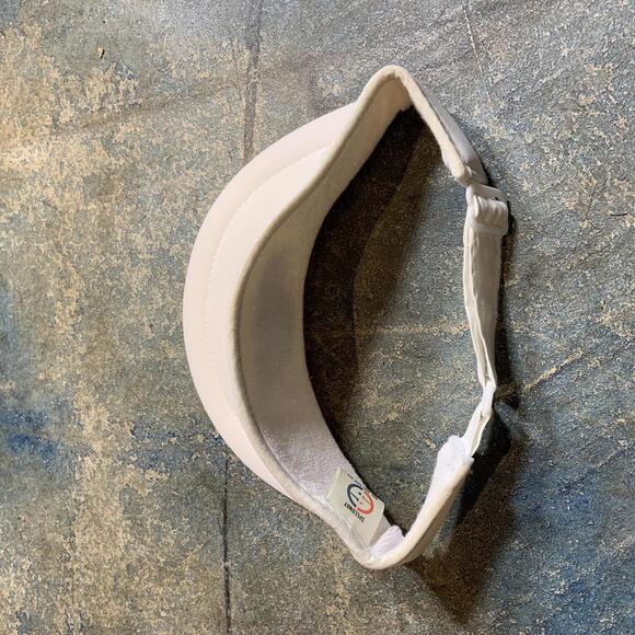 Vintage heavenly holiday run visor