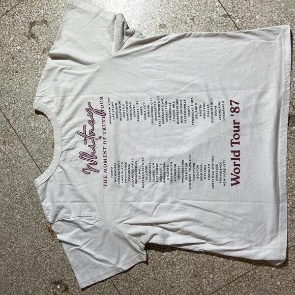 whitney Houston PreOwned XL band tshirt