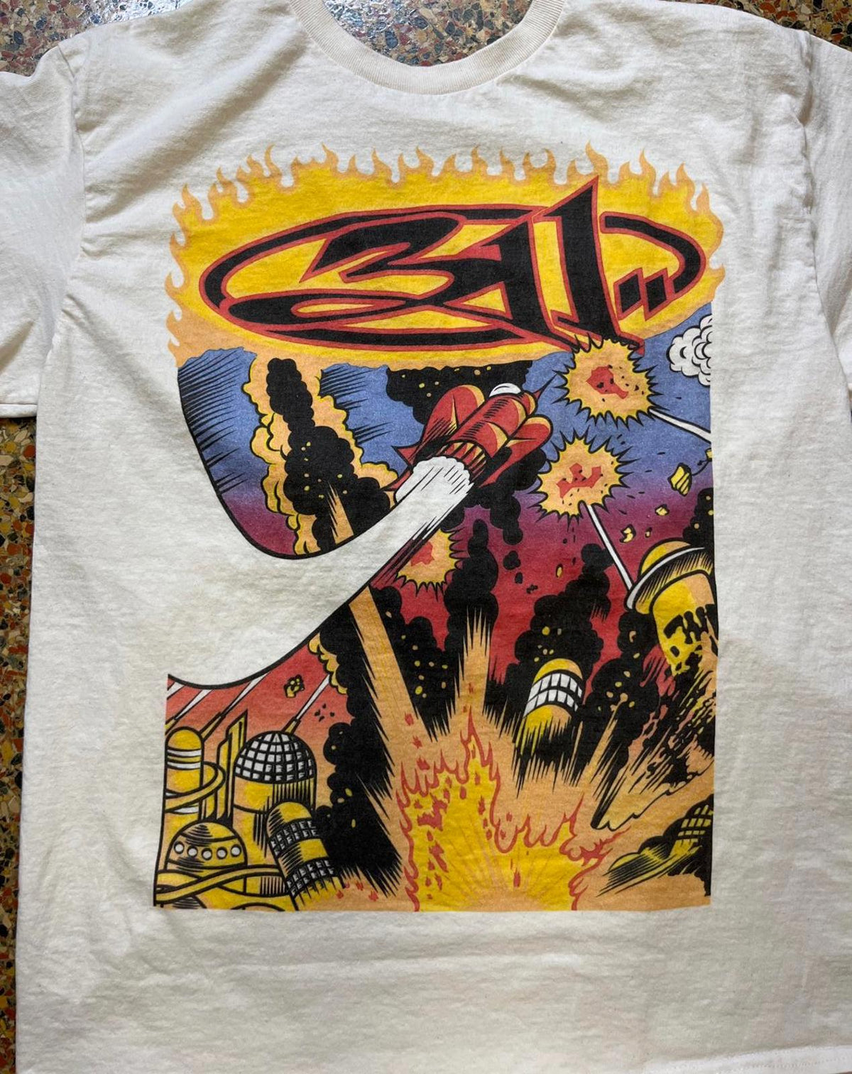 311 Preowned Large Band T-shirt