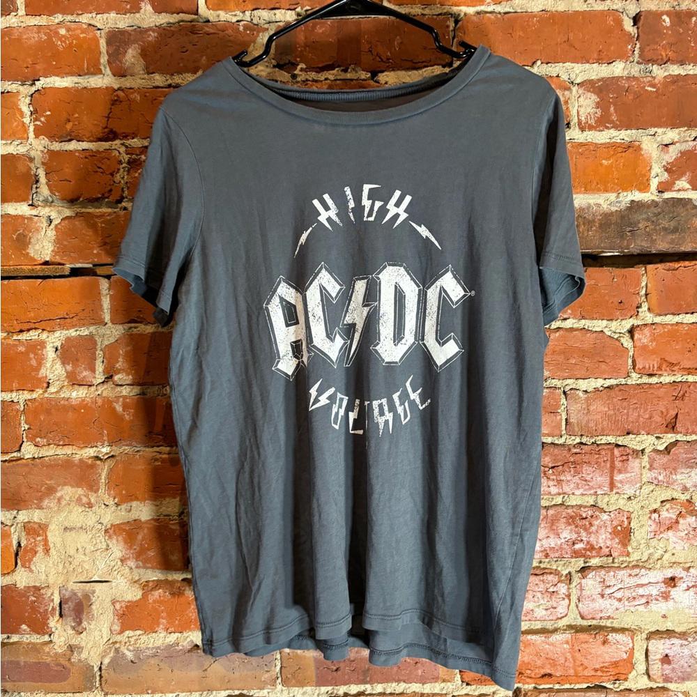 ACDC Preowned Large Band T-shirt