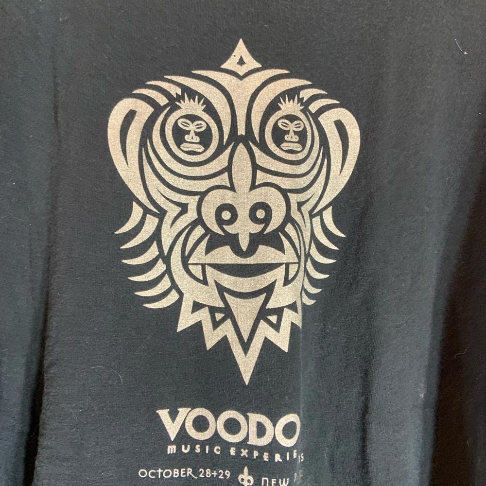 Voodoo 3xlarge black graphic preowned T-shirt