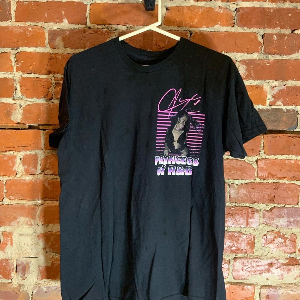 Aaliyah large black graphic preowned T-shirt