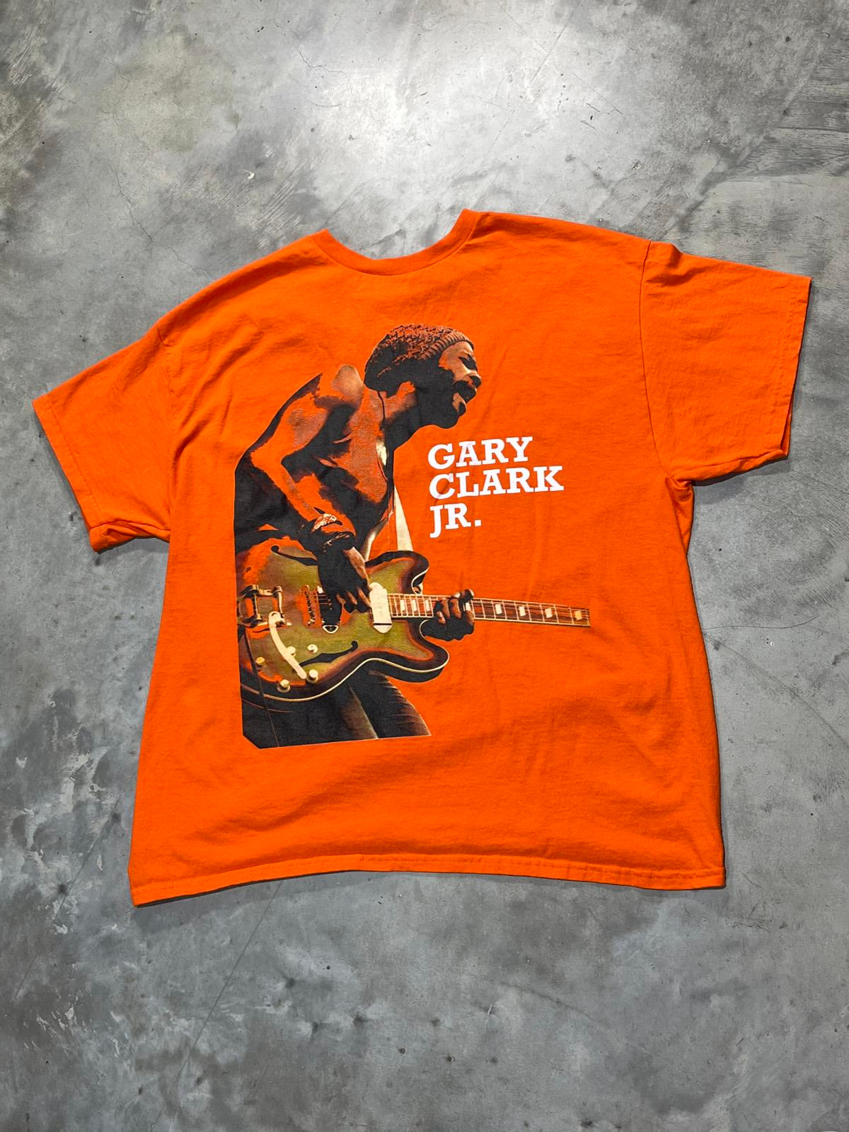 Gray Clark Jr Preowned XL T-shirt