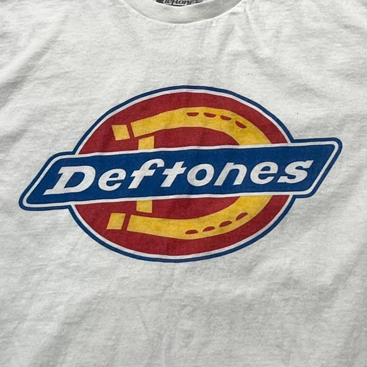 Deftones Preowned Medium T-shirt
