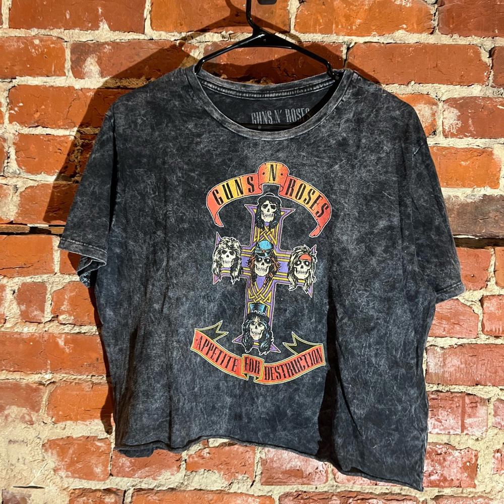 Guns & roses xlarge grey graphic vintage preowned crop top