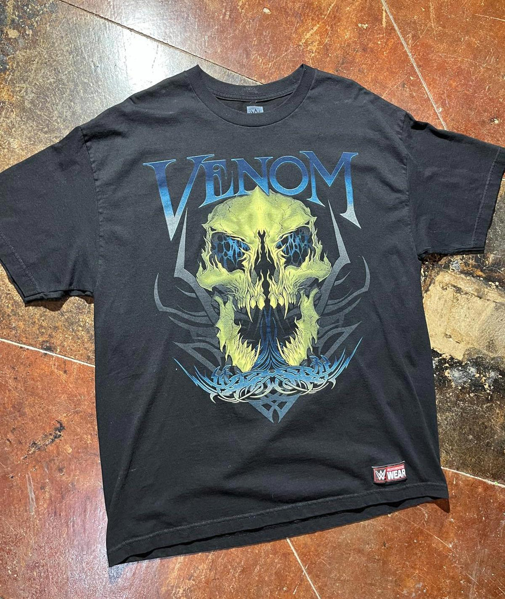Venom Preowned XL Band T-shirt