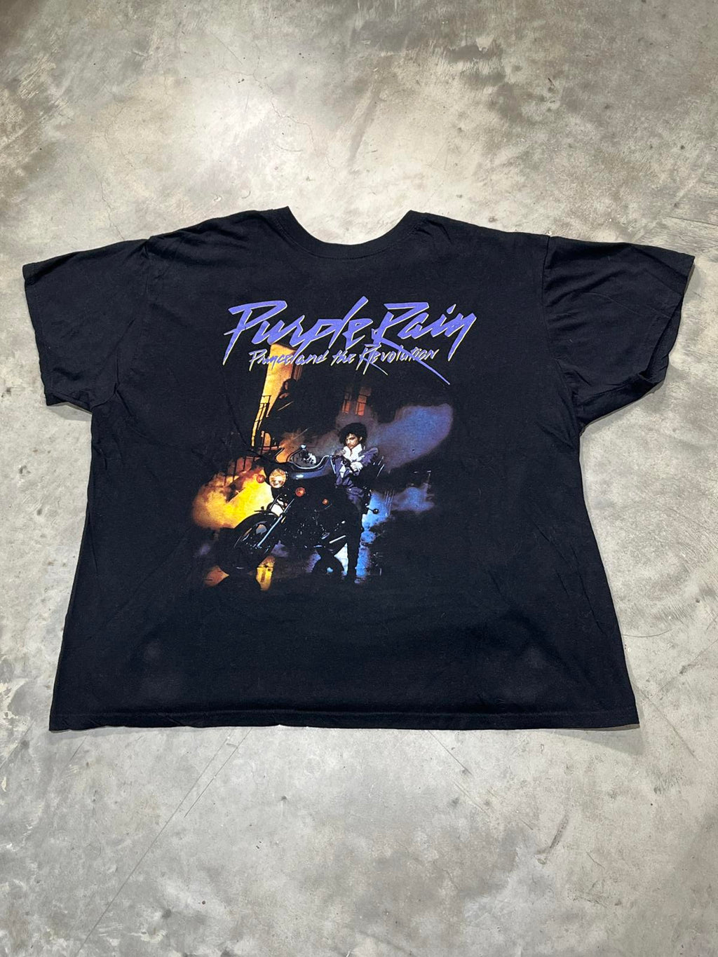 Prince Preowned XL T-shirt