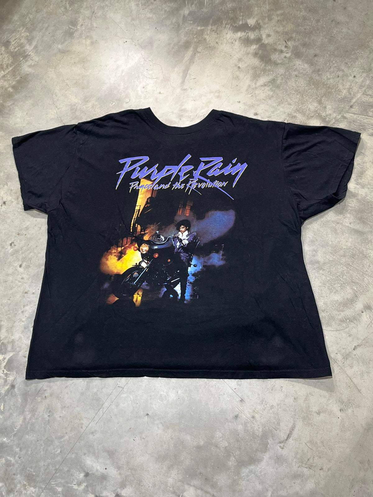 Prince Preowned XL T-shirt