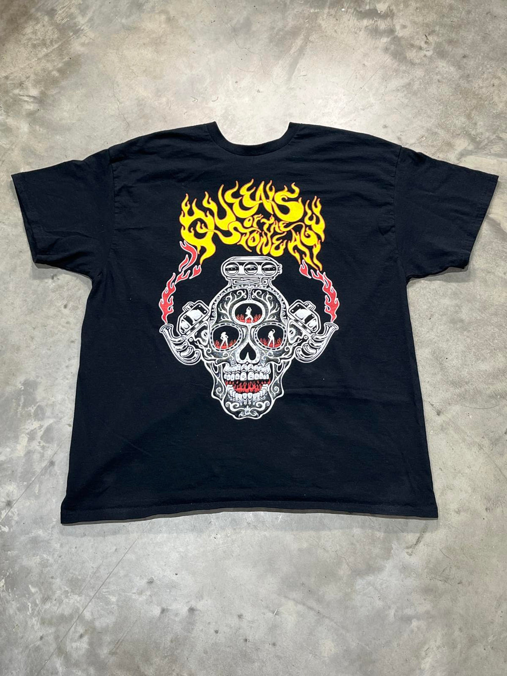 Queens Of The Stone Age Preowned XL T-shirt