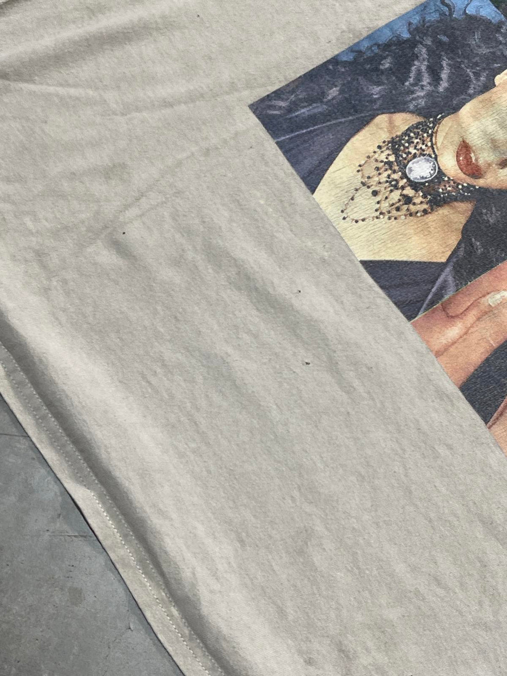 Aaliyah Preowned Large T-shirt