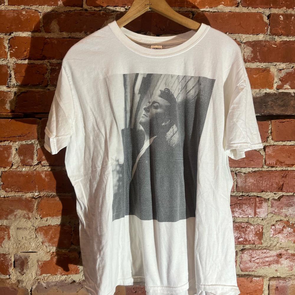 Sam smith xlarge white graphic vintage preowned tshirt