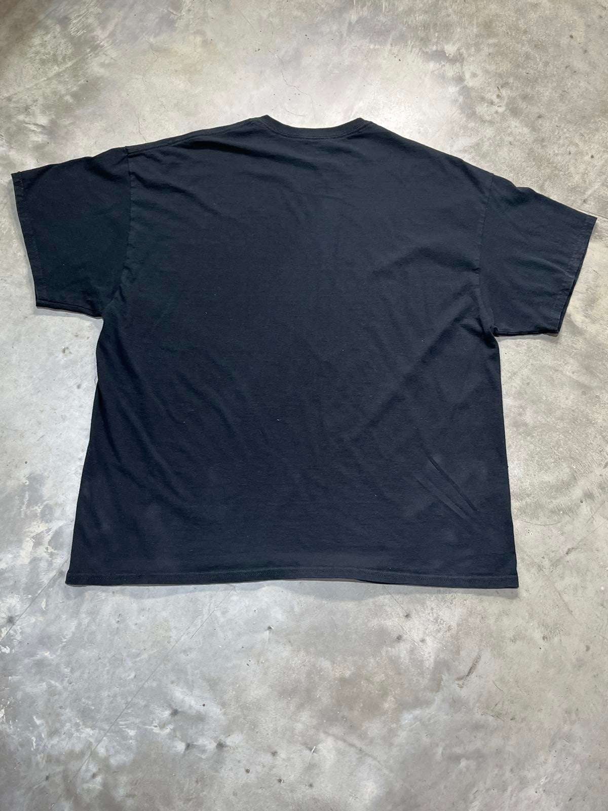 Queen Preowned 2XL T-shirt