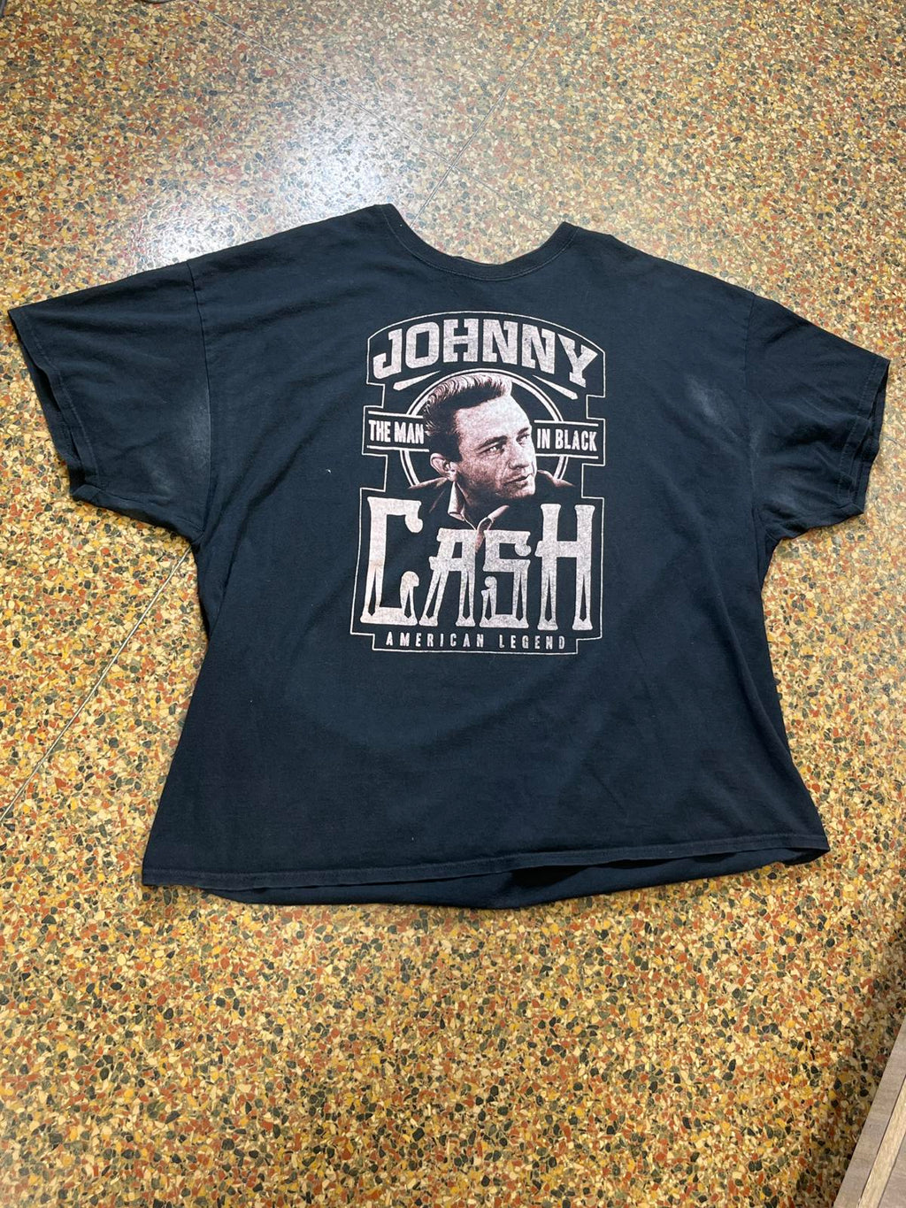 johnny cash PreOwned 2XL Band tshirt