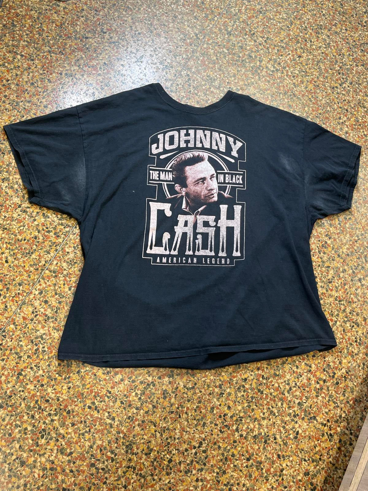 johnny cash PreOwned 2XL Band tshirt