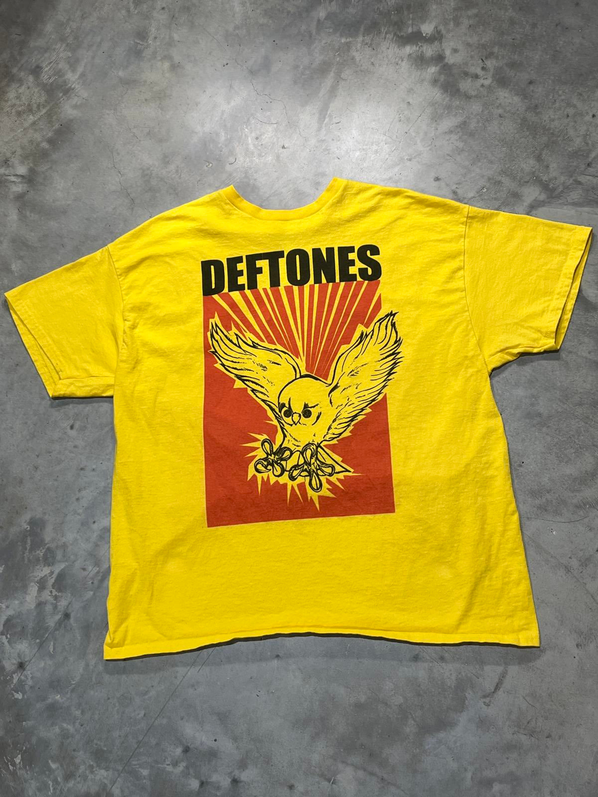 Deftones Preowned XL Band T-shirt
