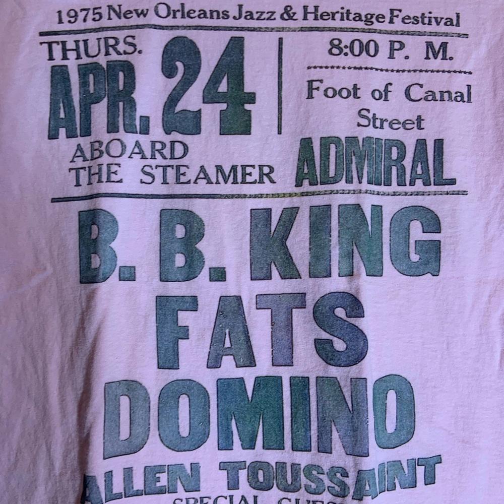 1975 New Orleans Jazz festival youth large pink graphic preowned T-shirt