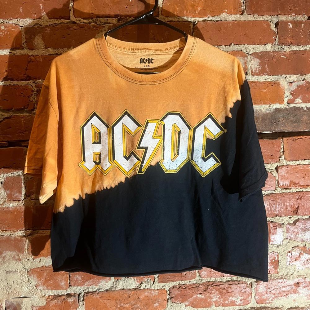 Acdc large black graphic crop top vintage preowned tshirt