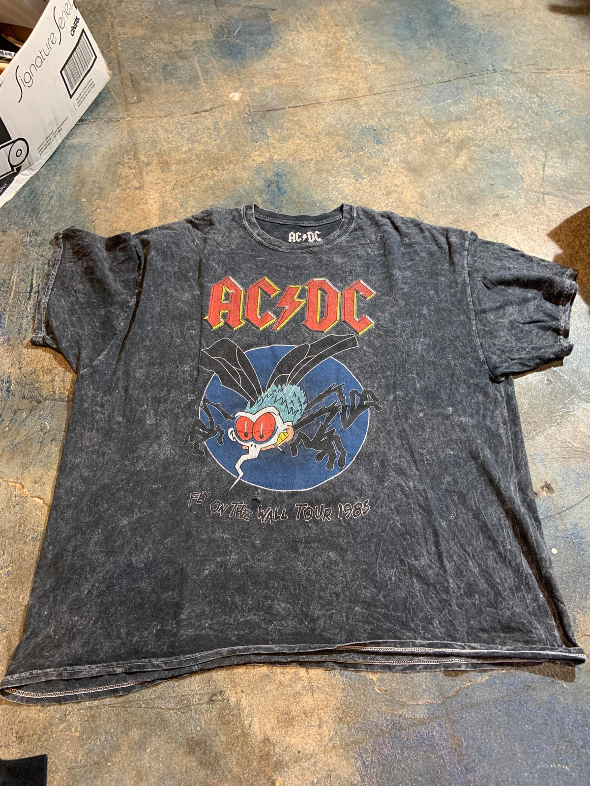 ACDC Preowned XL Band T-shirt
