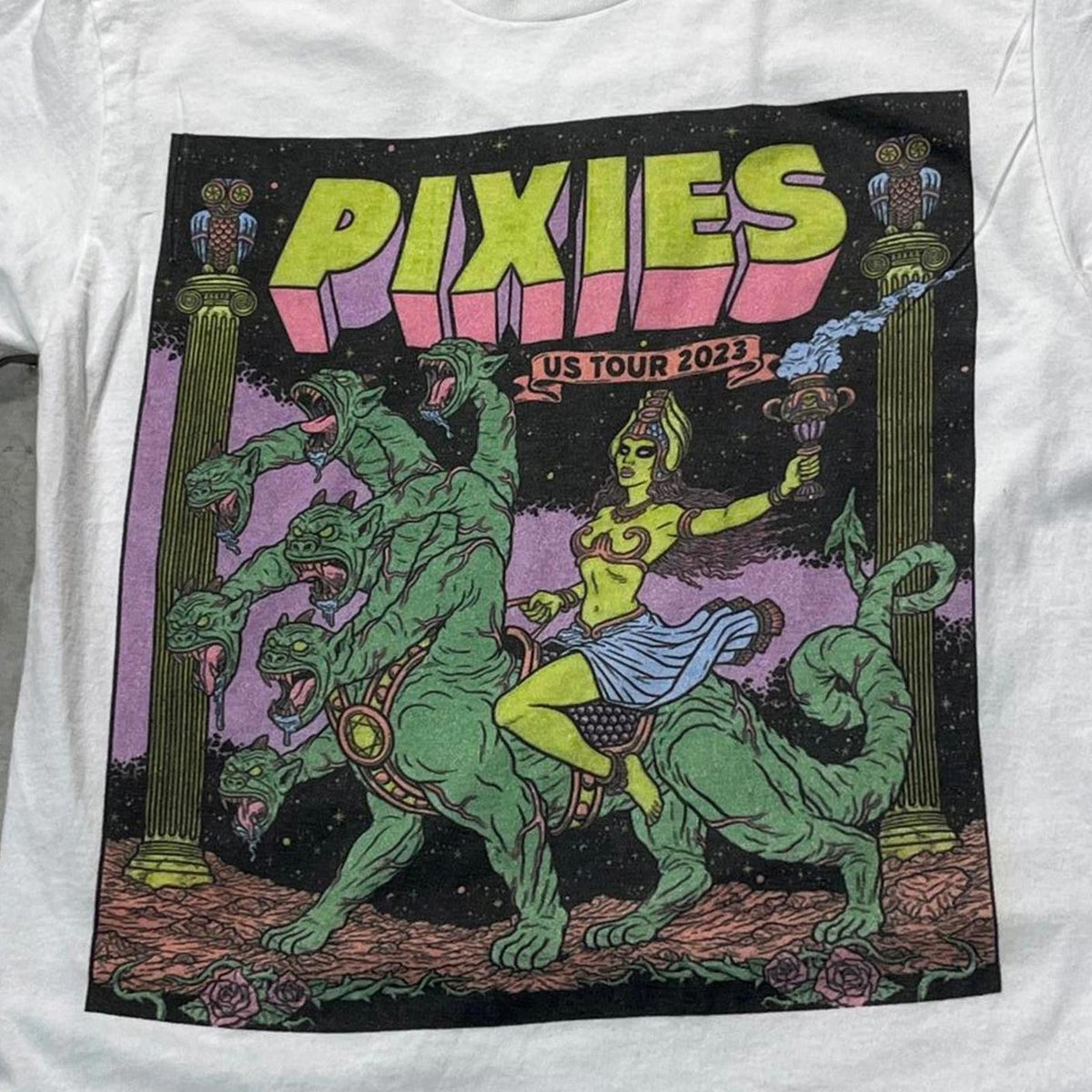 Pixies Preowned Medium T-shirt