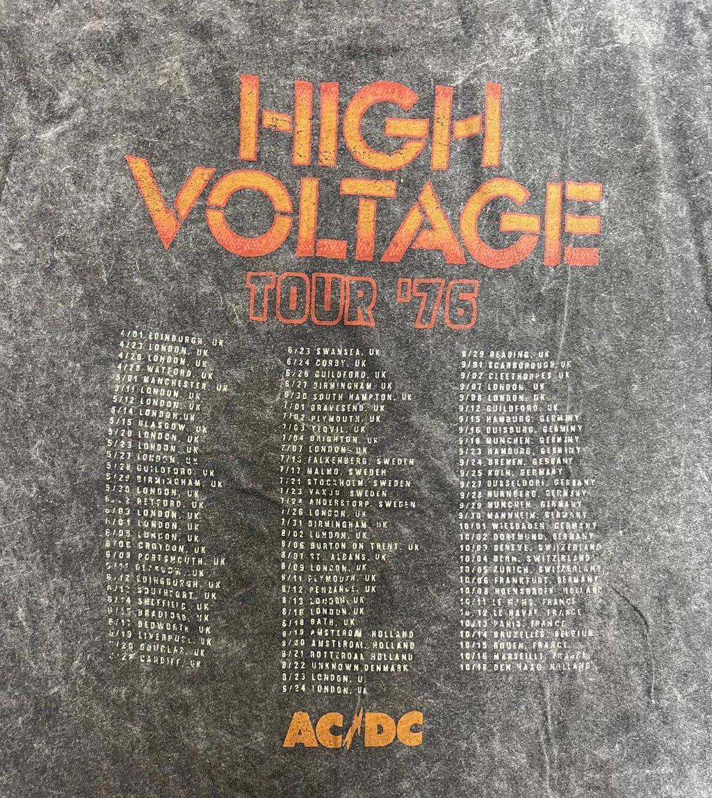 AC/DC High voltage preowned tour ‘76 tshirt