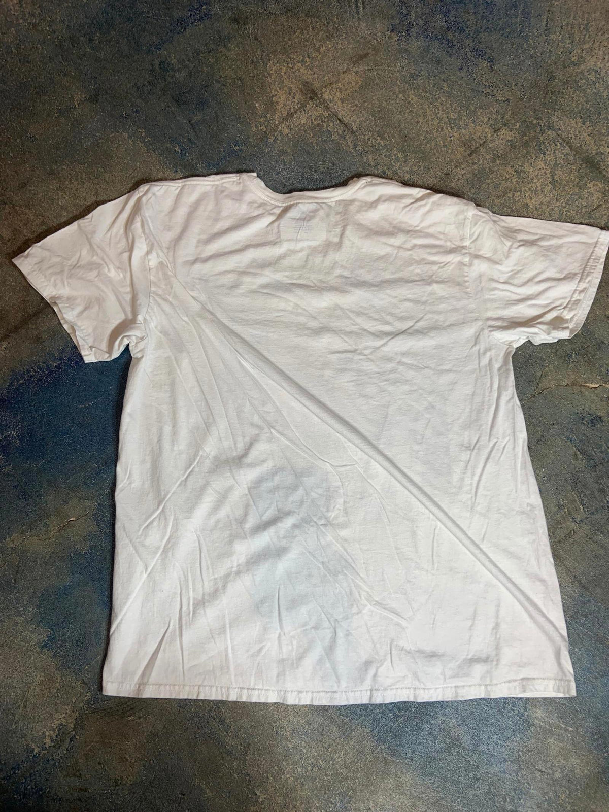 Weezer PreOwned XL White Shirt