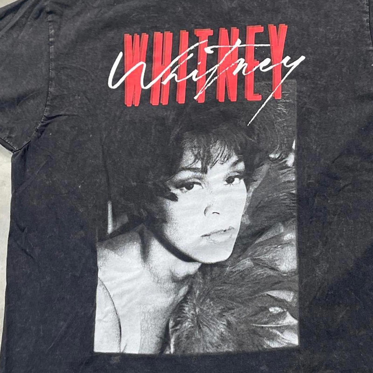Whitney Houston Preowned Medium T-shirt