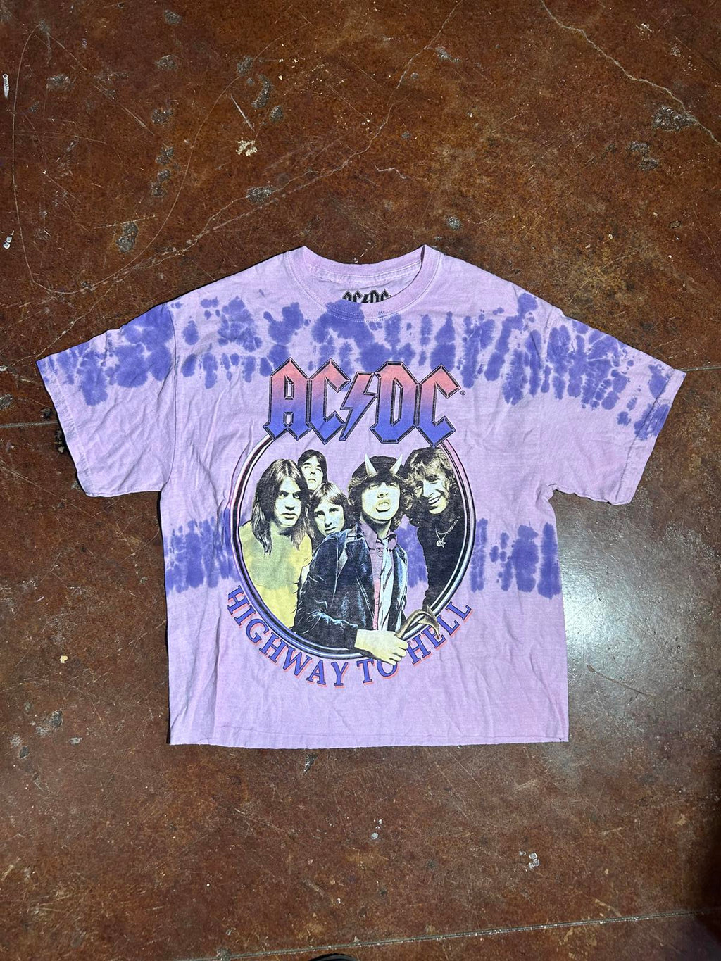 AC/DC preowned tie dye medium T-shirt