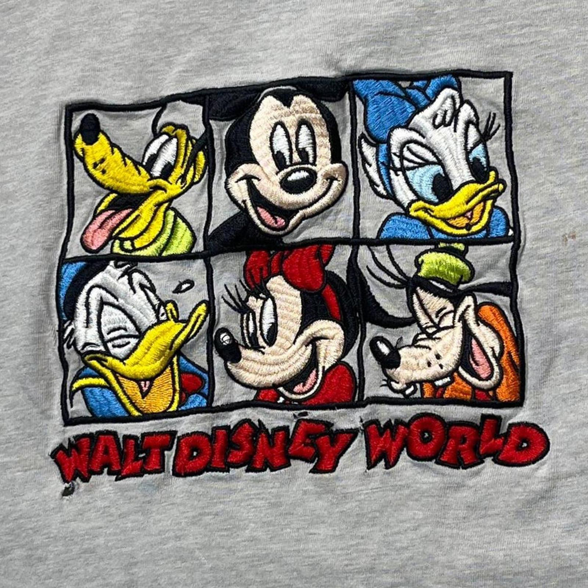 Walt Disney World Embroidered Preowned 2XL T-shirt