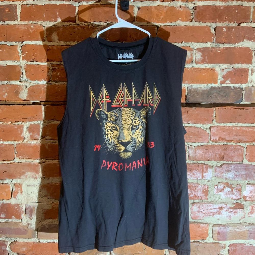 Def Leppard Xlarge black graphic vintage T-shirt