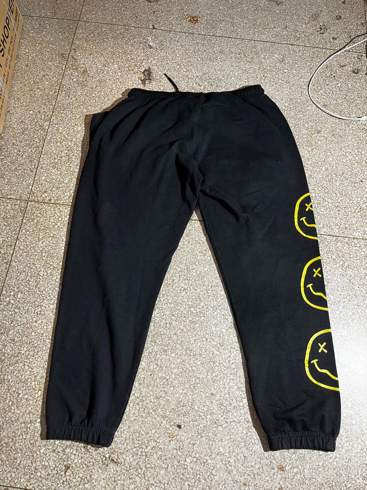 Nirvana PreOwned Large Band Sweatpants