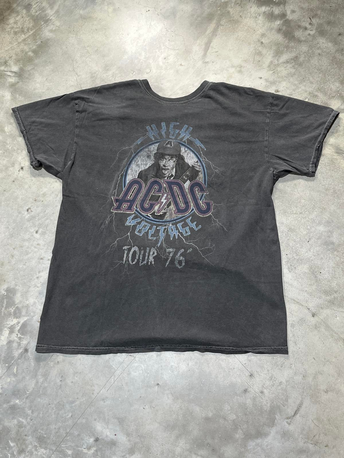 ACDC Preowned Large T-shirt