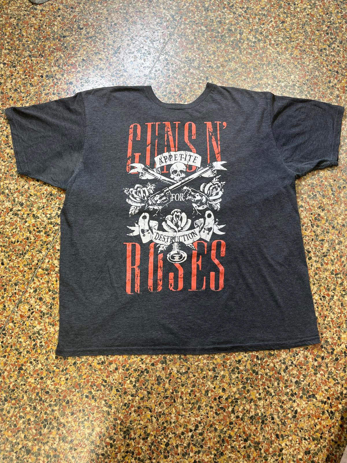 Guns N’ Roses PreOwned 2XL Band tshirt