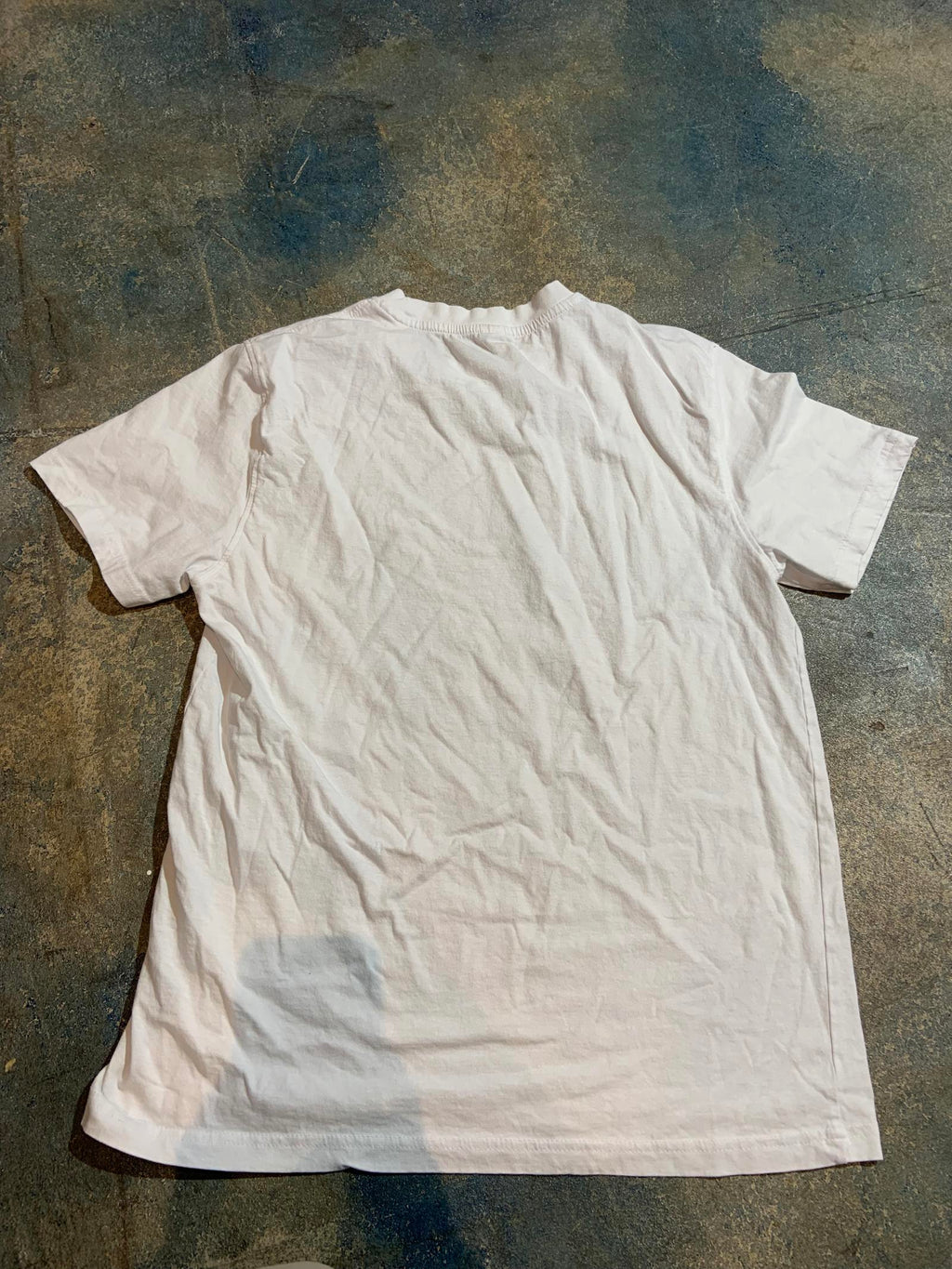 Hole PreOwned Medium Band TShirt