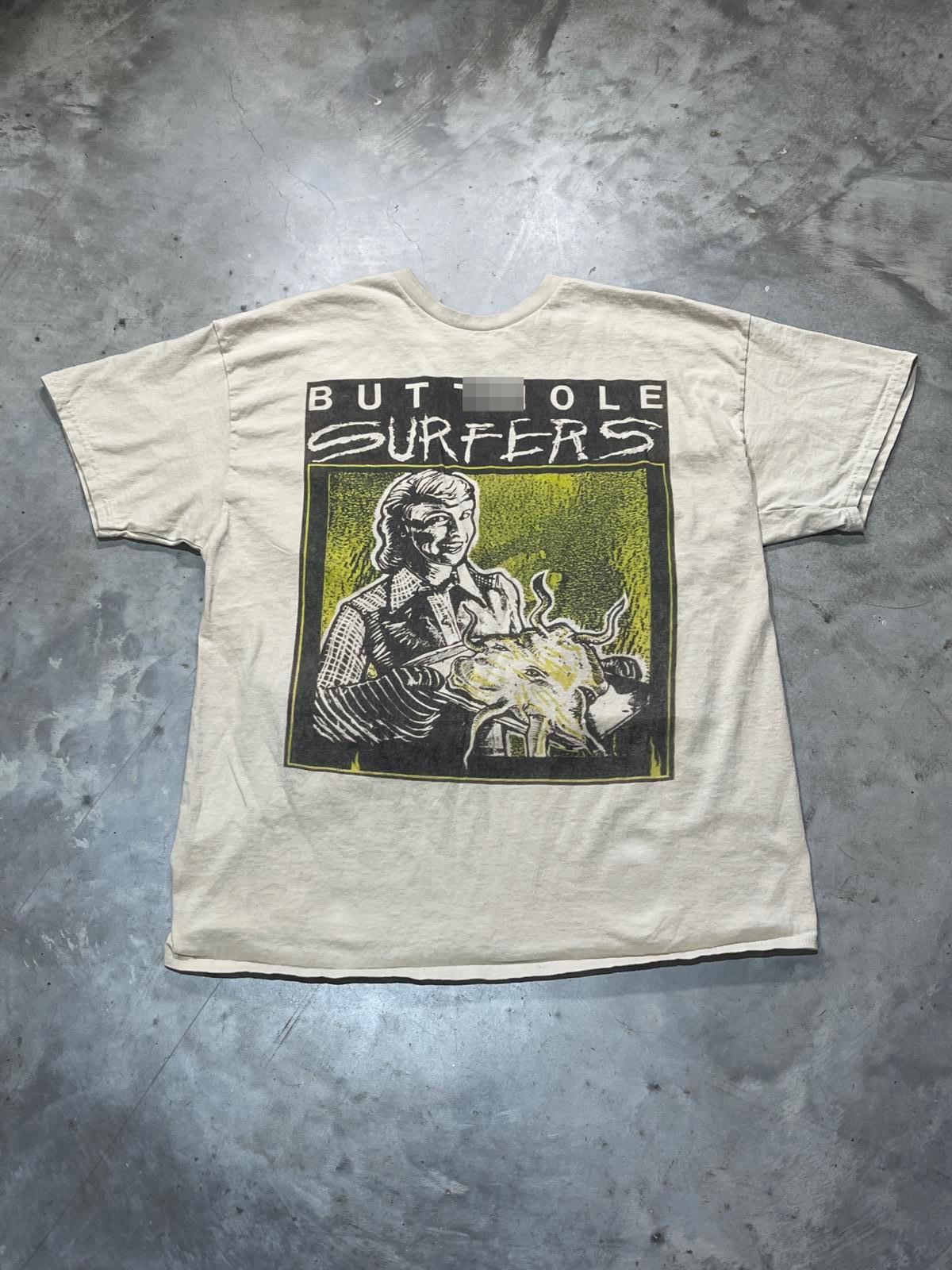 But**ole Surfers Preowned XL T-shirt