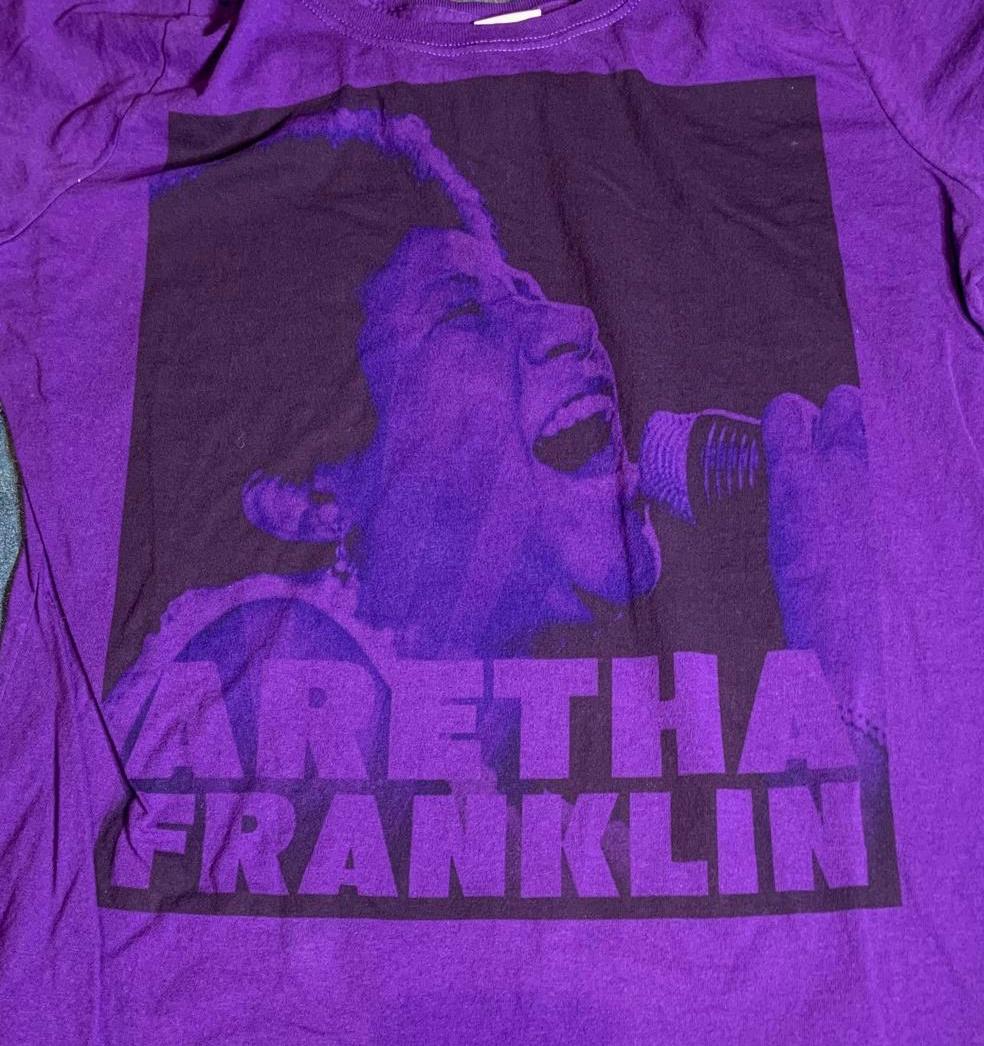 Aretha Franklin PreOwned XL Purple Shirt