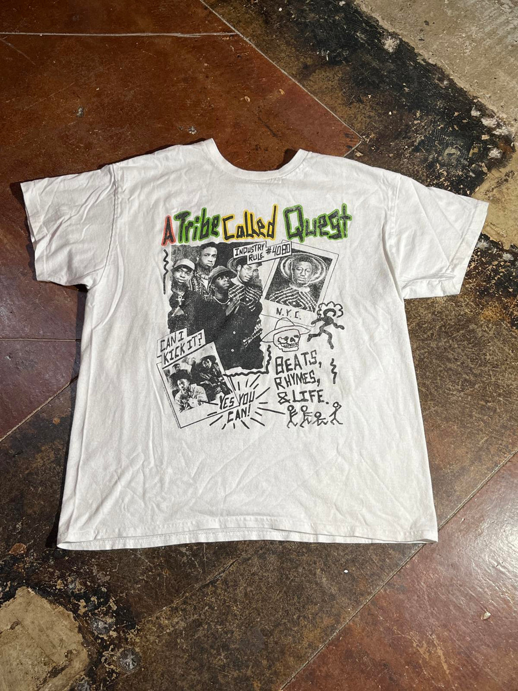 A tribe called quest Preowned Large Band T-shirt