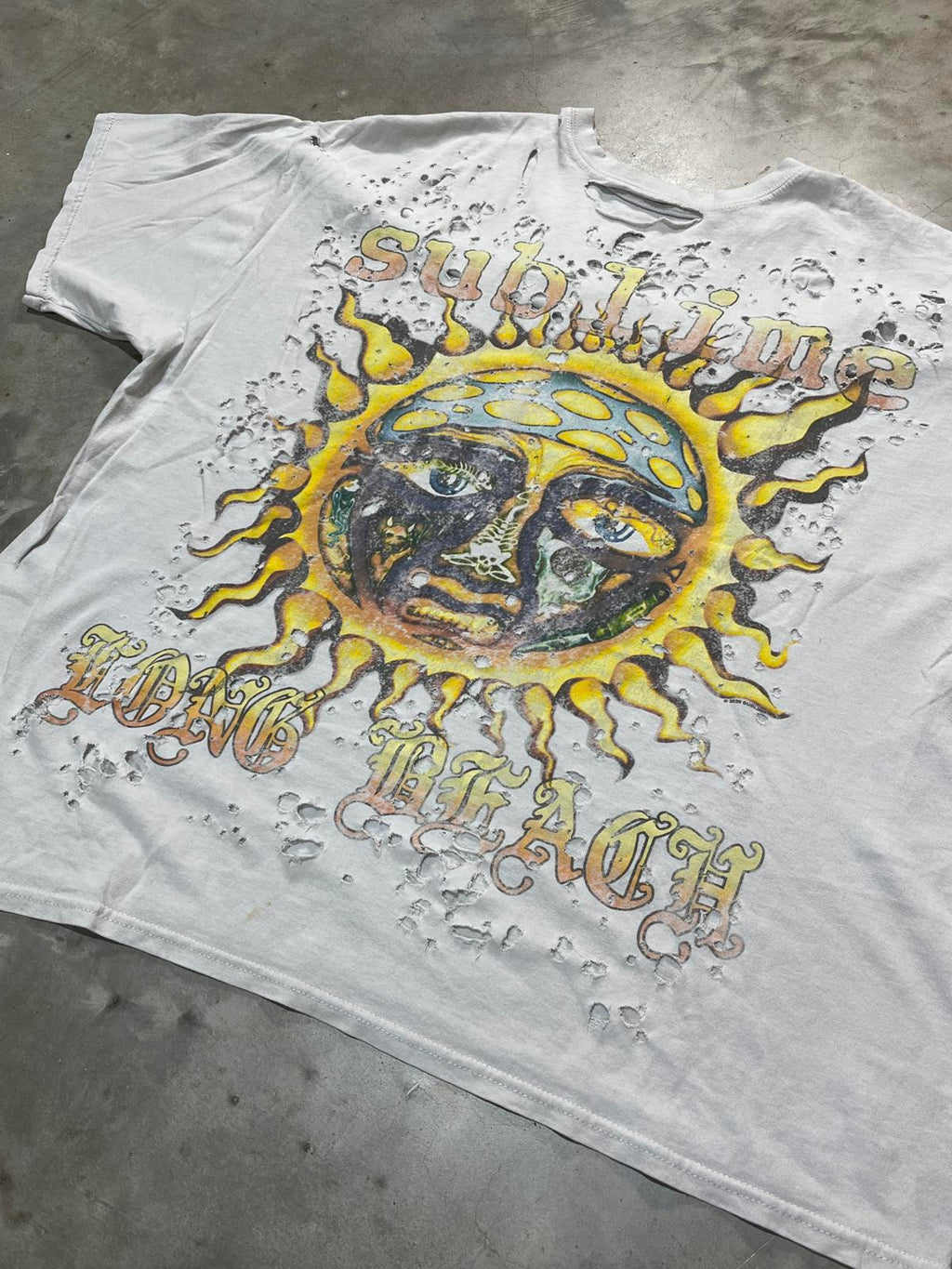 Sublime Preowned 2XL Distressed T-shirt