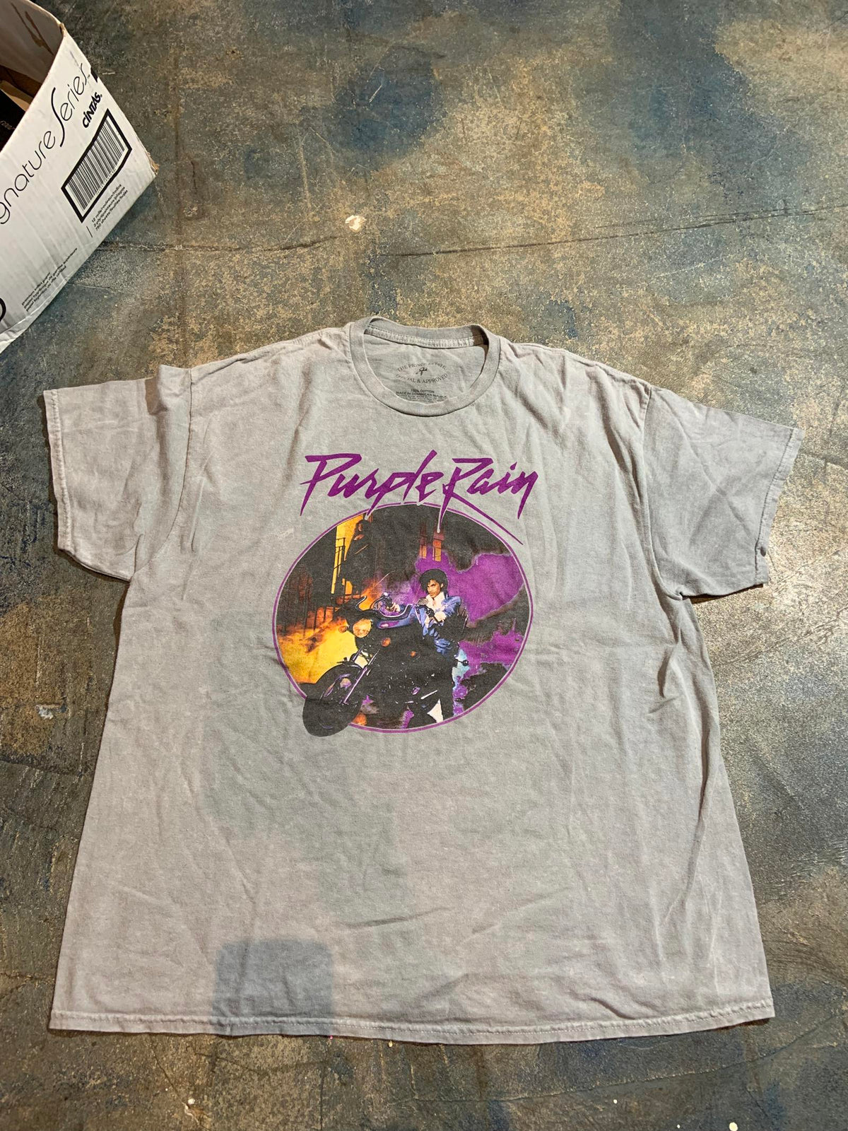 Purple Rain Preowned XLarge T-shirt