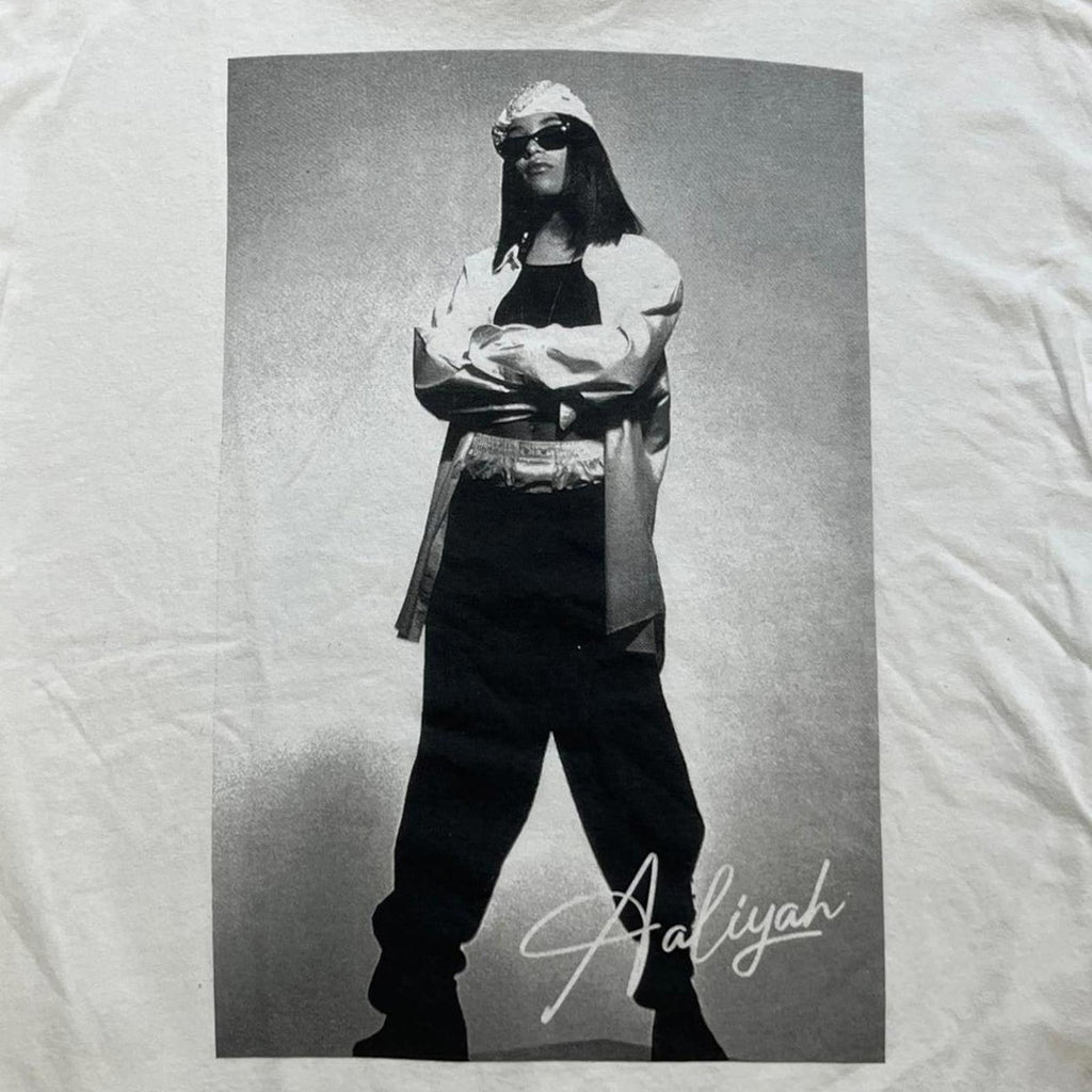 Aaliyah preowned XLG tshirt