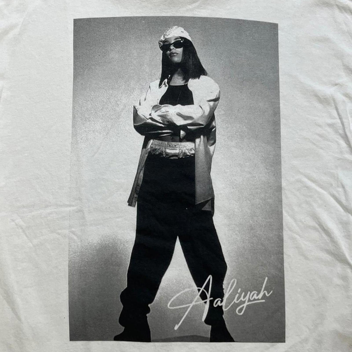 Aaliyah preowned XLG tshirt