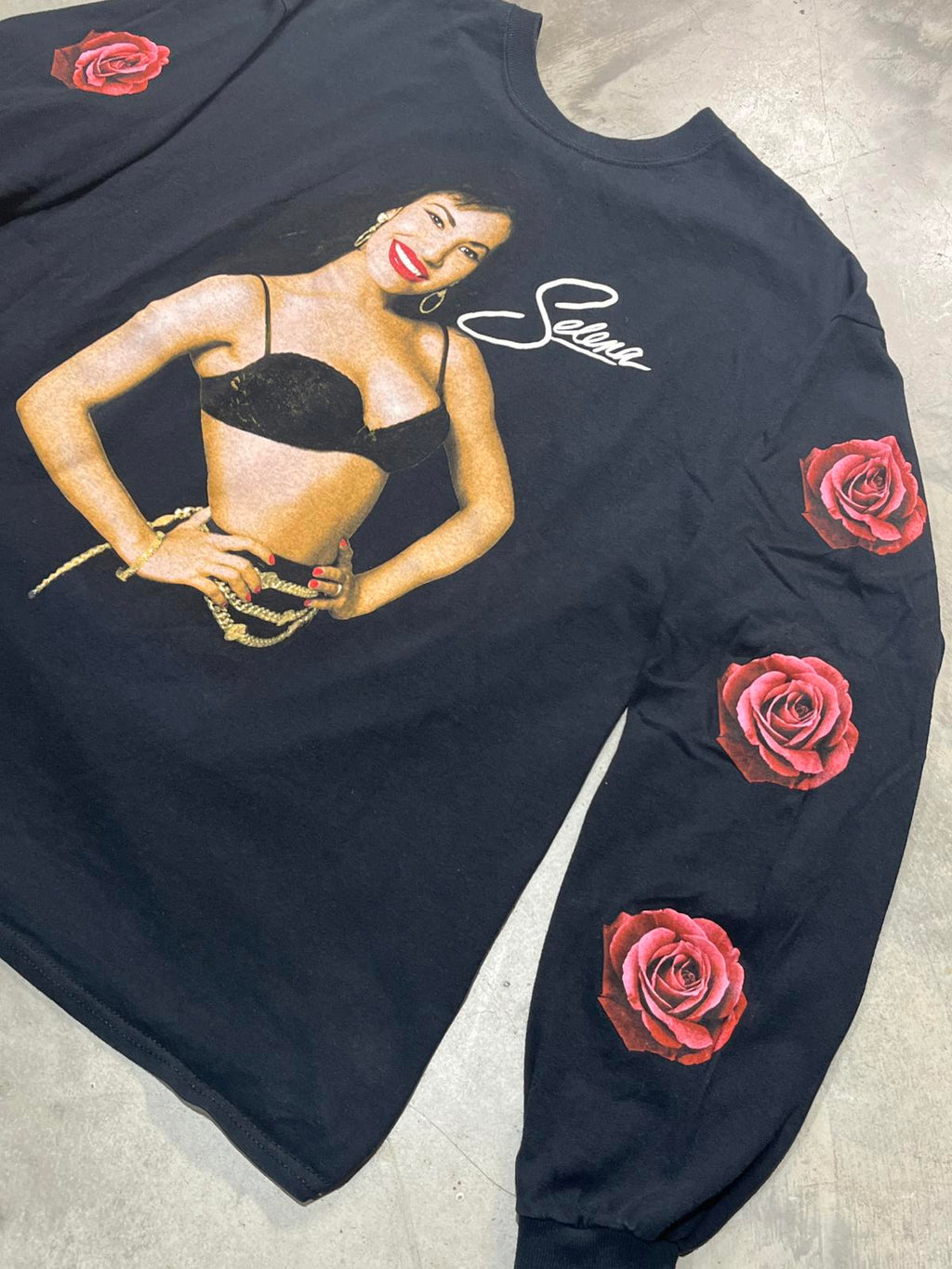 Selena Preowned XL Longsleeve T-shirt