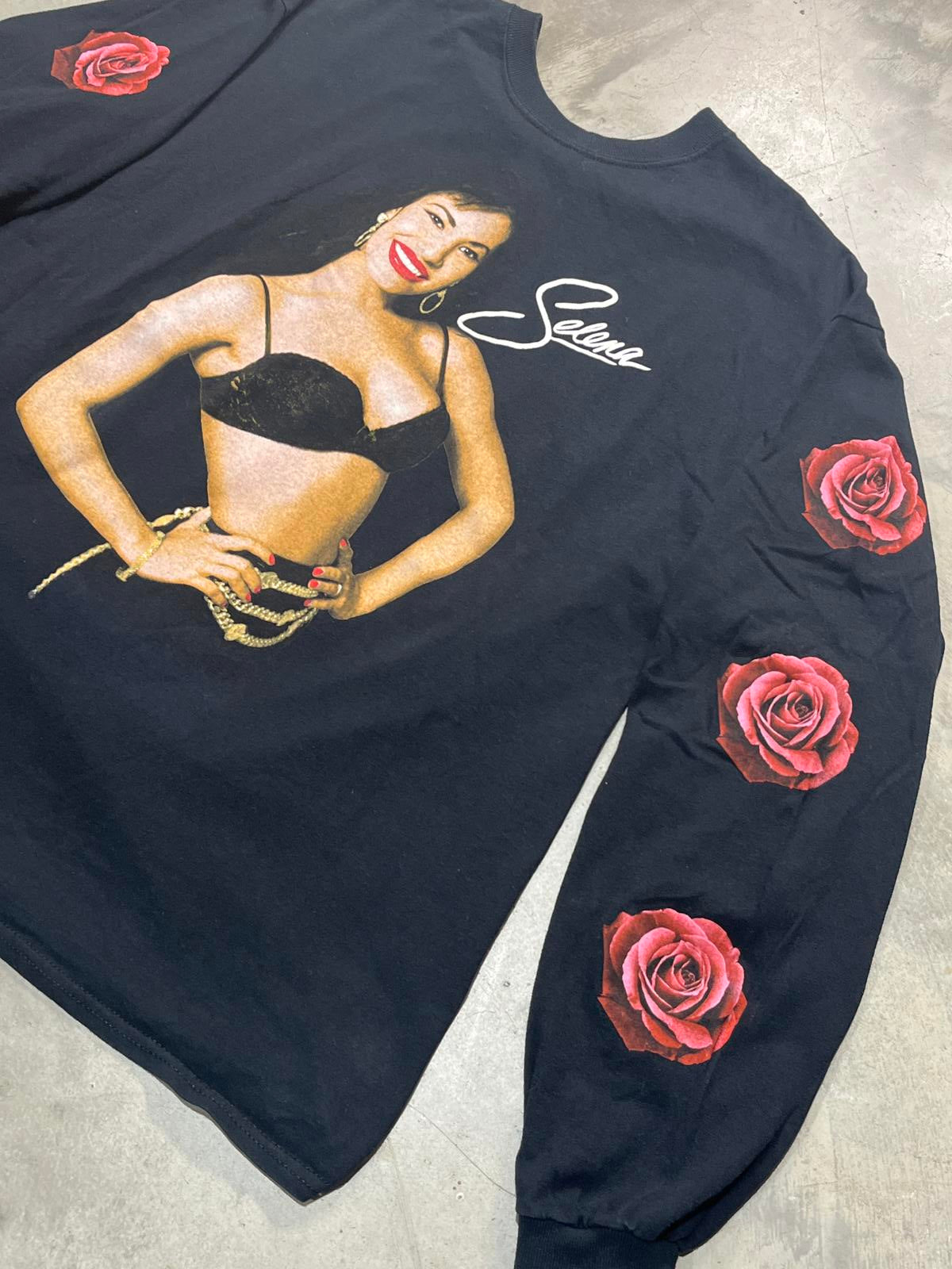 Selena Preowned XL Longsleeve T-shirt