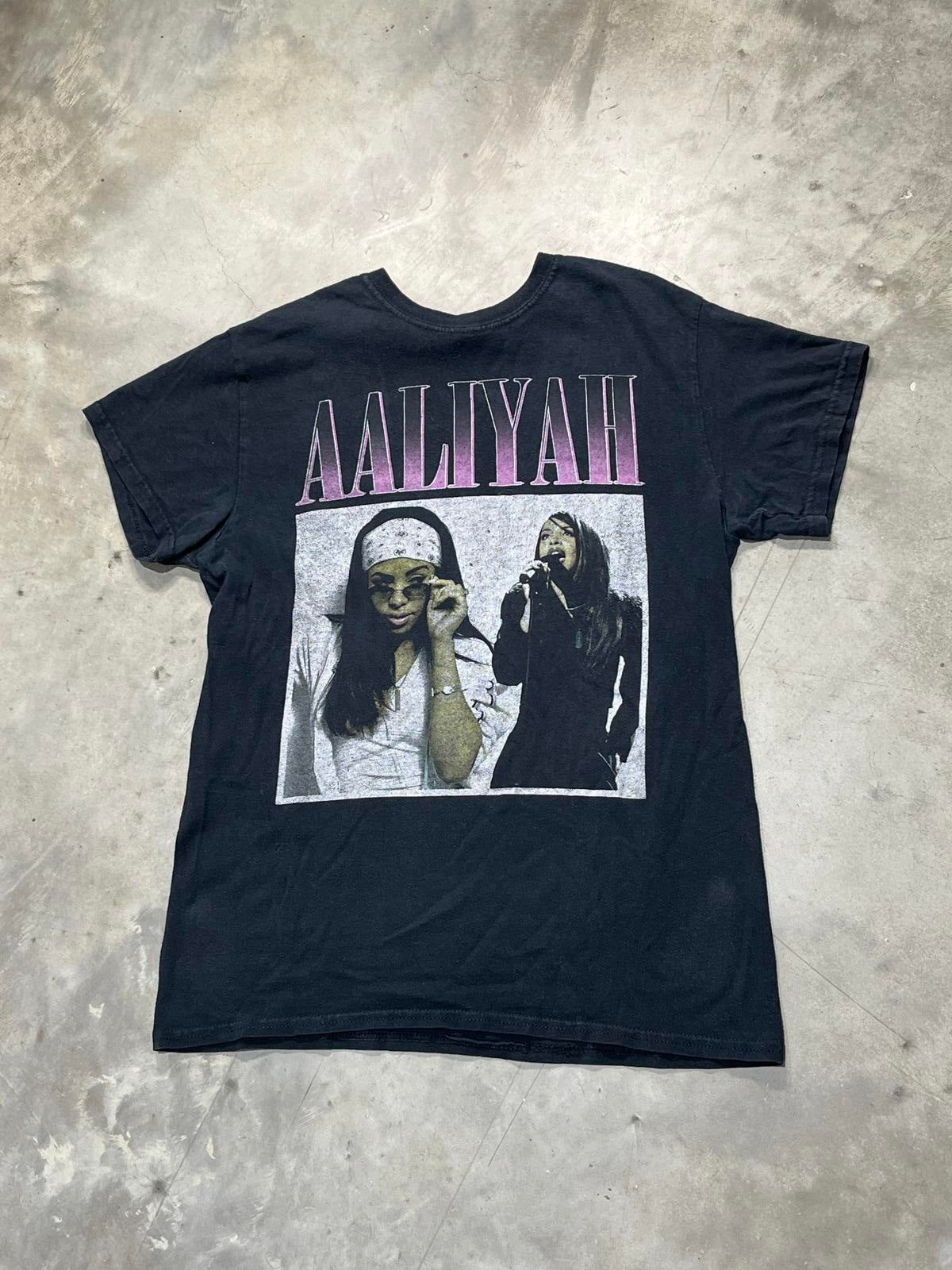 Aaliyah Preowned Small Band T-shirt
