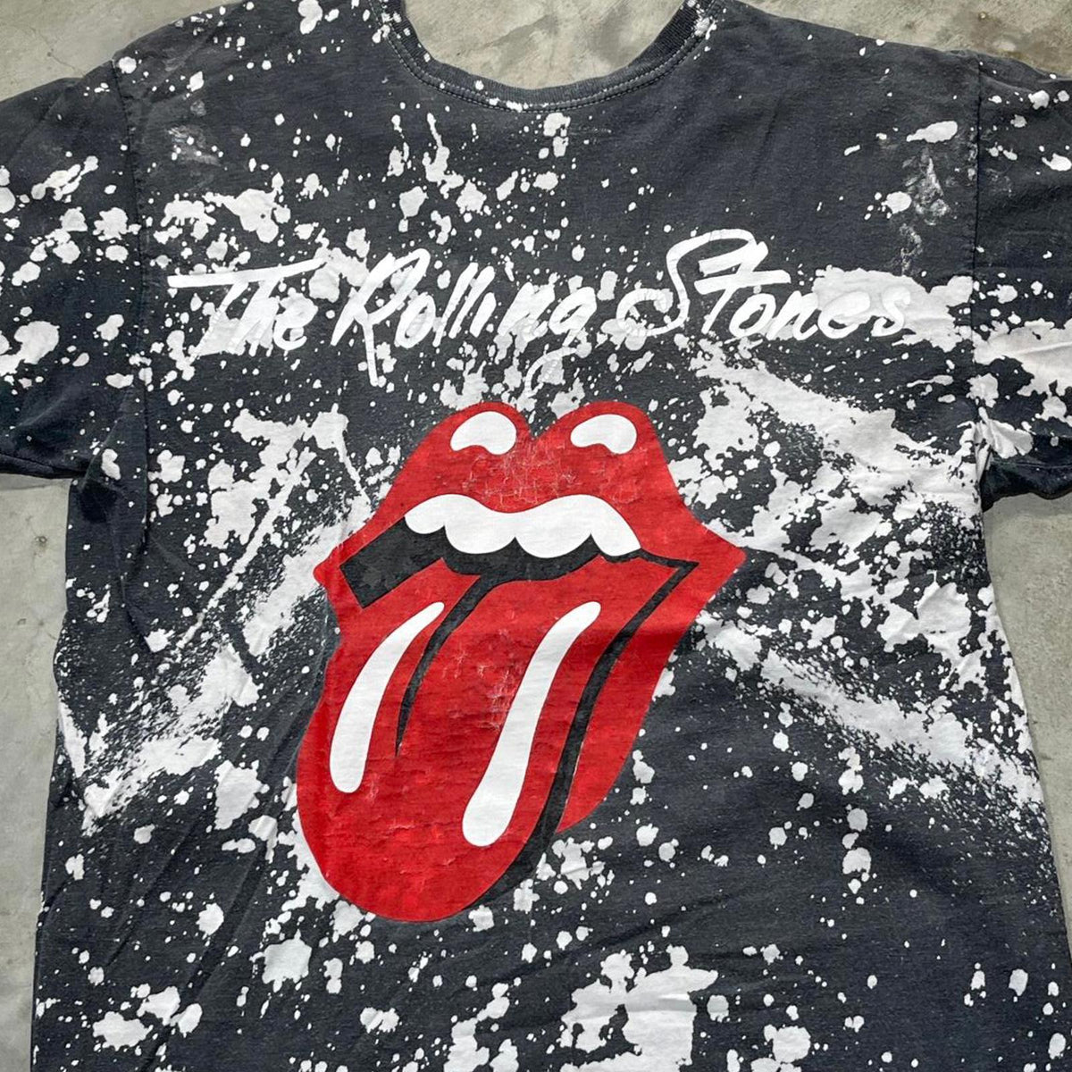 The Rolling Stones Preowned Medium Tie Dye T-shirt
