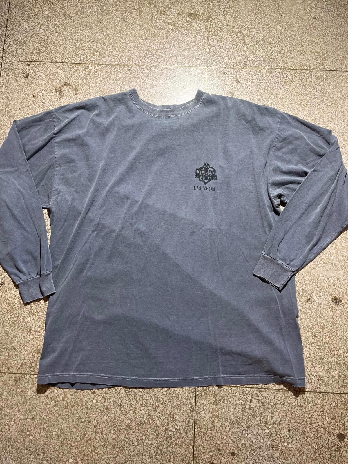 House of blues PreOwned 2XL Band tshirt