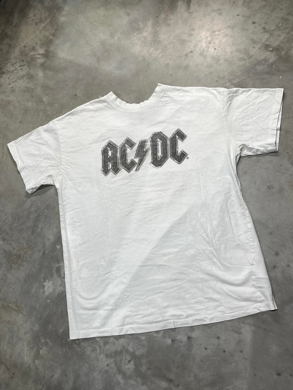 ACDC Preowned Medium Band T-shirt