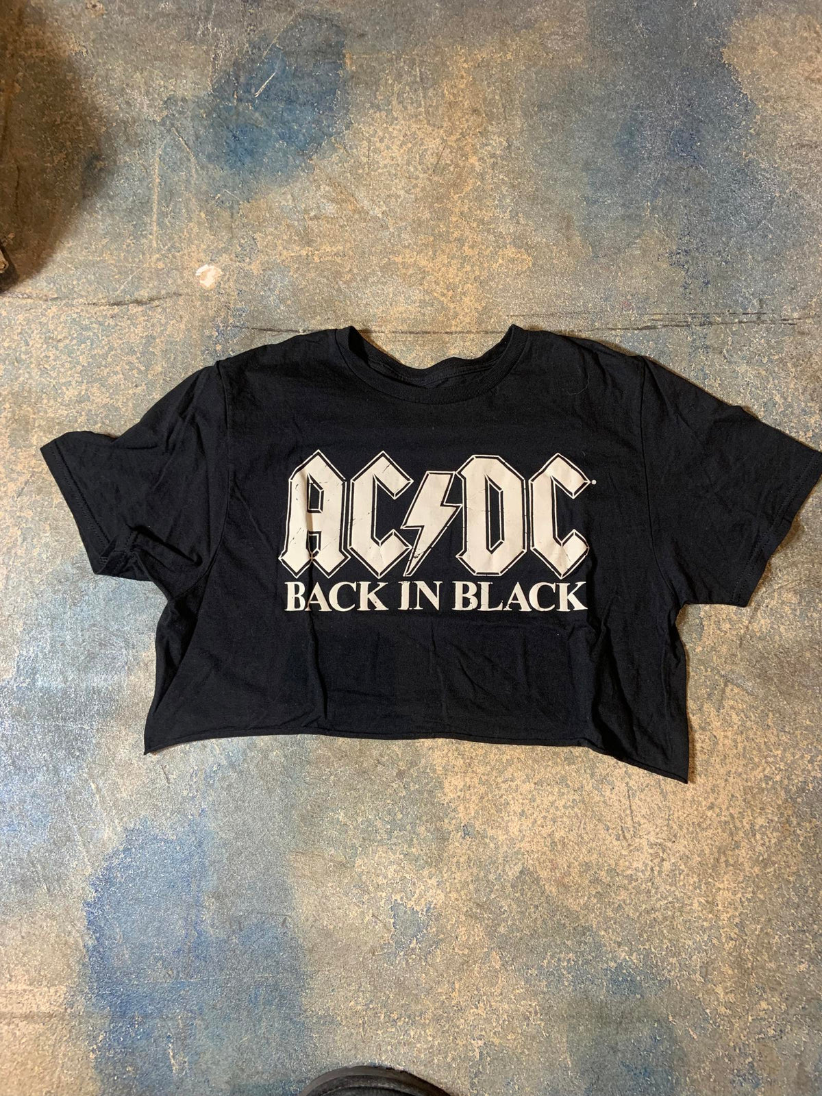 ACDC Cropped Preowned Medium Band T-shirt