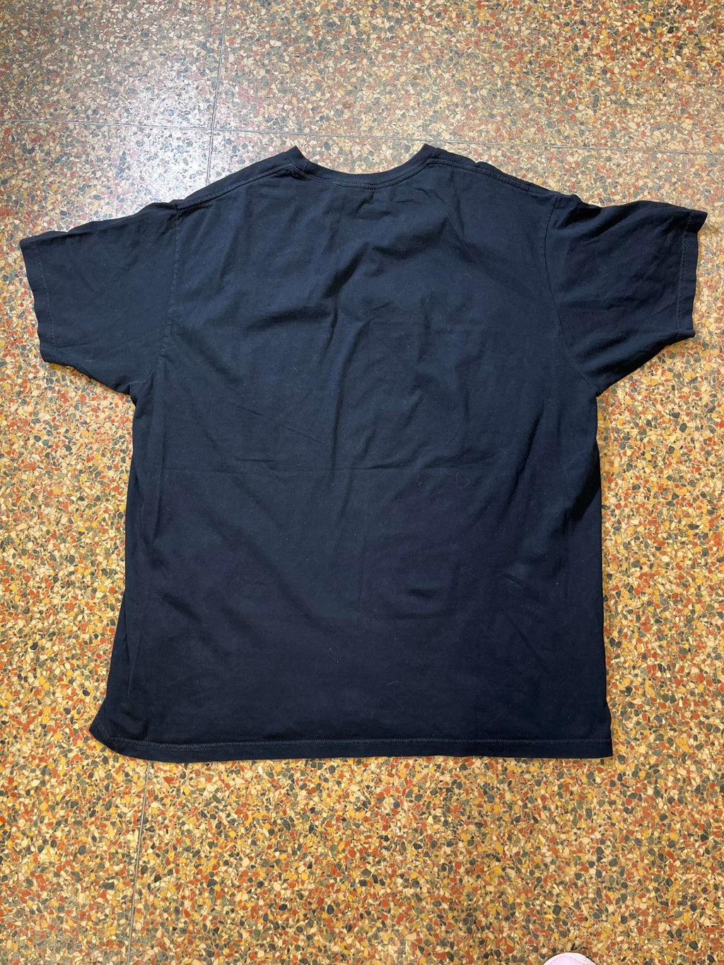 21 pilots Preowned XLG T-shirt